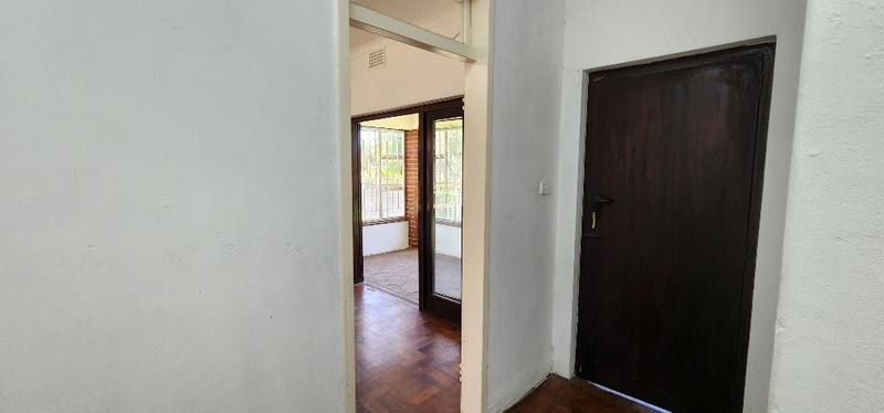 To Let 3 Bedroom Property for Rent in Scottburgh KwaZulu-Natal
