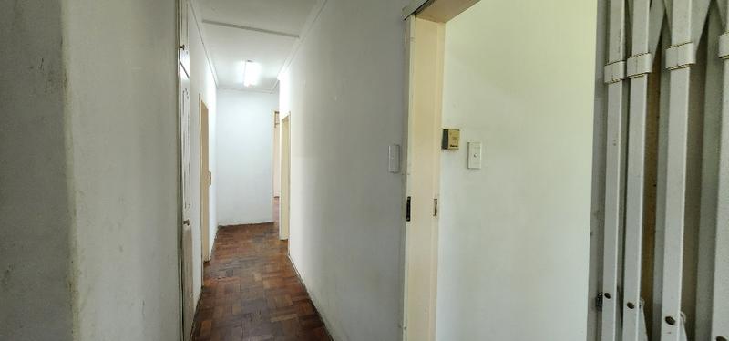 To Let 3 Bedroom Property for Rent in Scottburgh KwaZulu-Natal