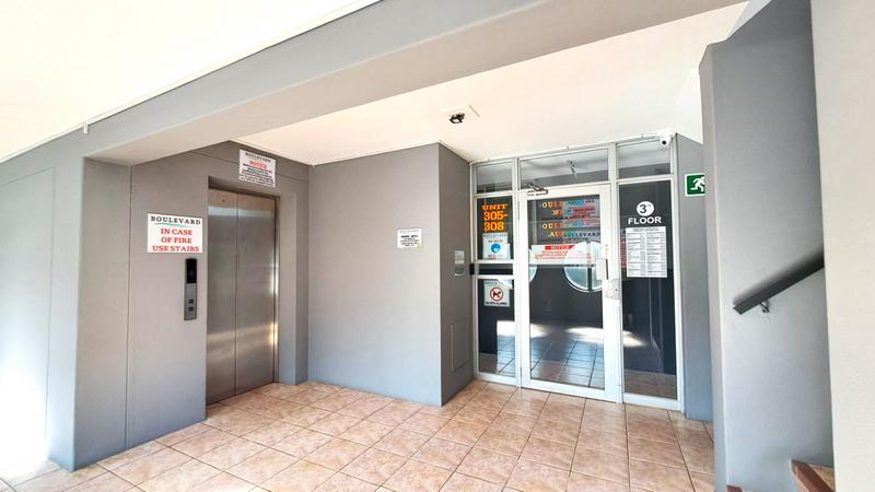 To Let 6 Bedroom Property for Rent in Margate KwaZulu-Natal