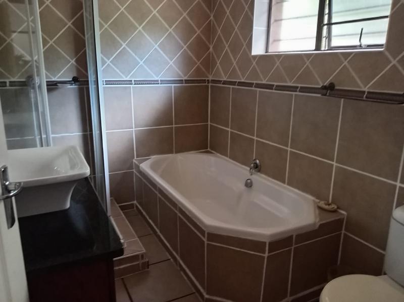 To Let 4 Bedroom Property for Rent in Ramsgate KwaZulu-Natal