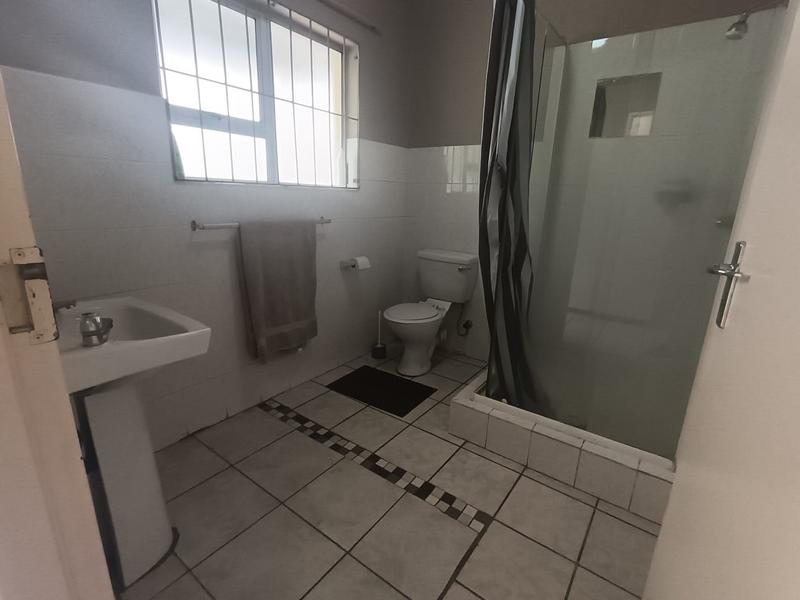 1 Bedroom Property for Sale in Margate KwaZulu-Natal