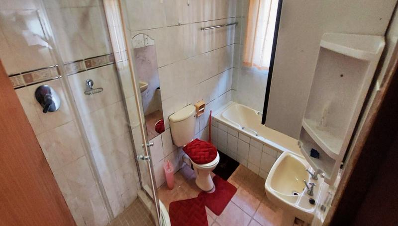 2 Bedroom Property for Sale in Sea Park KwaZulu-Natal