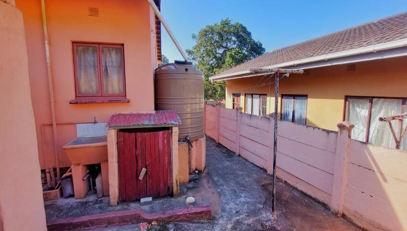 2 Bedroom Property for Sale in Sea Park KwaZulu-Natal