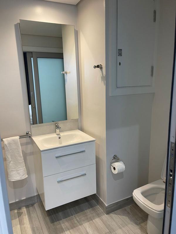 To Let 1 Bedroom Property for Rent in Umhlanga Rocks KwaZulu-Natal