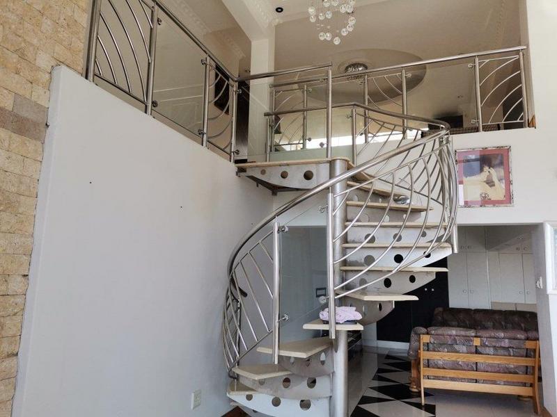 4 Bedroom Property for Sale in Naidooville KwaZulu-Natal