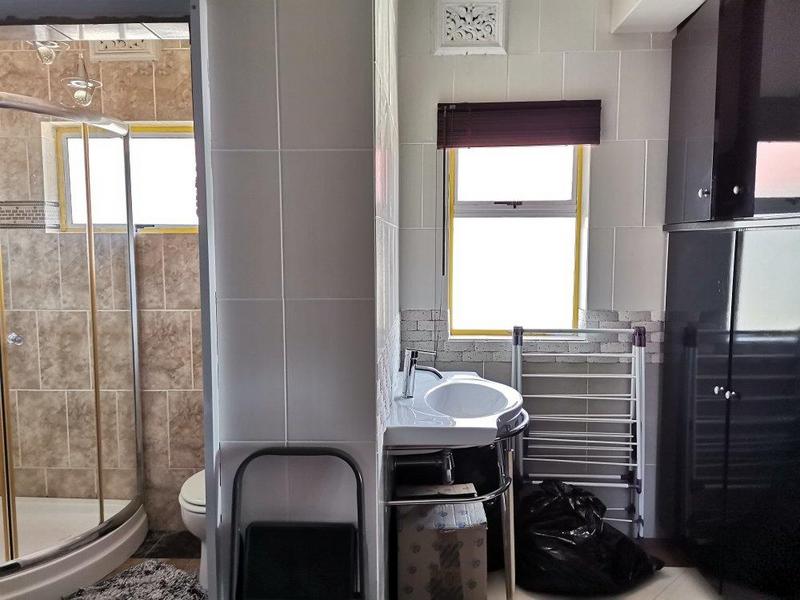 4 Bedroom Property for Sale in Naidooville KwaZulu-Natal