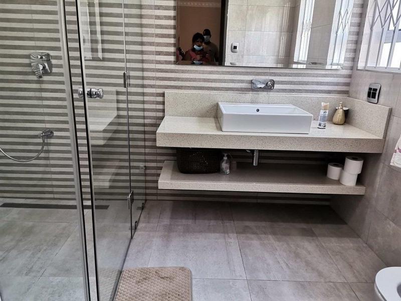 4 Bedroom Property for Sale in Naidooville KwaZulu-Natal