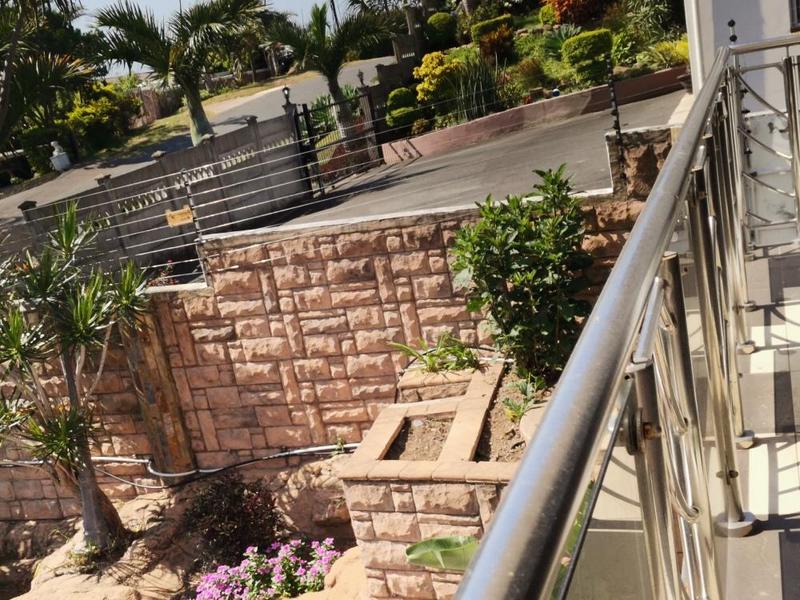 4 Bedroom Property for Sale in Naidooville KwaZulu-Natal