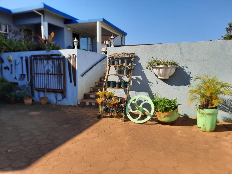 3 Bedroom Property for Sale in Leisure Bay KwaZulu-Natal