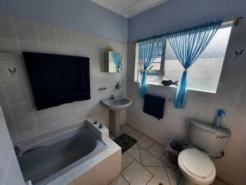 3 Bedroom Property for Sale in Leisure Bay KwaZulu-Natal