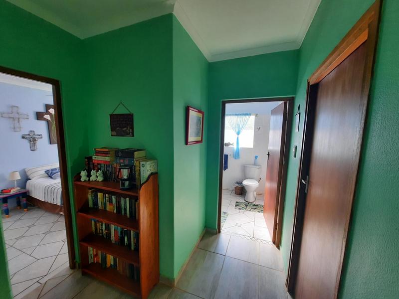 3 Bedroom Property for Sale in Leisure Bay KwaZulu-Natal