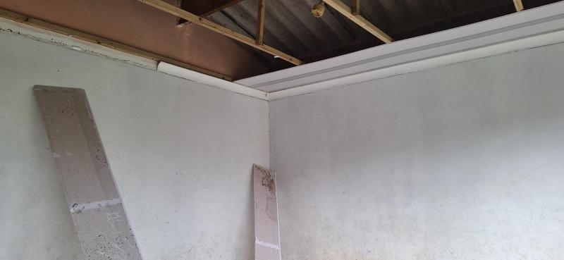 1 Bedroom Property for Sale in Roseneath KwaZulu-Natal