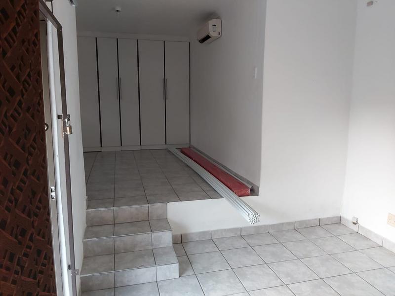 To Let 1 Bedroom Property for Rent in Escombe KwaZulu-Natal