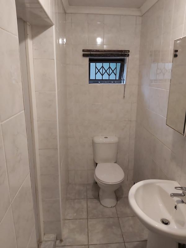 To Let 1 Bedroom Property for Rent in Escombe KwaZulu-Natal
