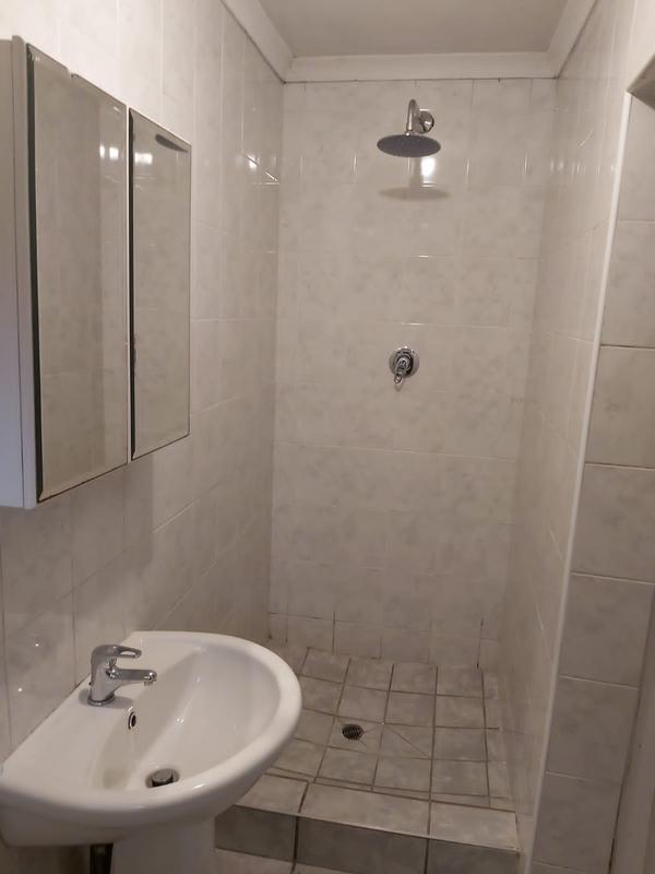 To Let 1 Bedroom Property for Rent in Escombe KwaZulu-Natal