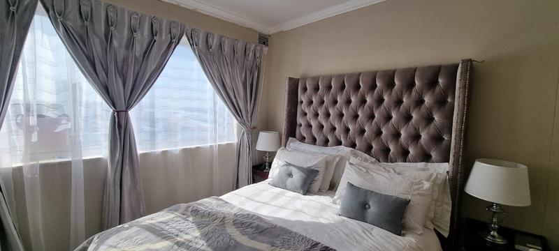 2 Bedroom Property for Sale in Amanzimtoti KwaZulu-Natal