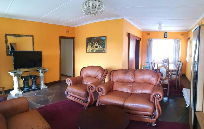 To Let 4 Bedroom Property for Rent in Kingsburgh KwaZulu-Natal