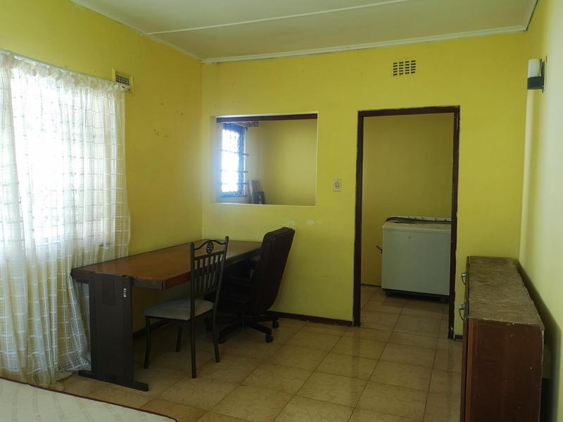 To Let 4 Bedroom Property for Rent in Kingsburgh KwaZulu-Natal