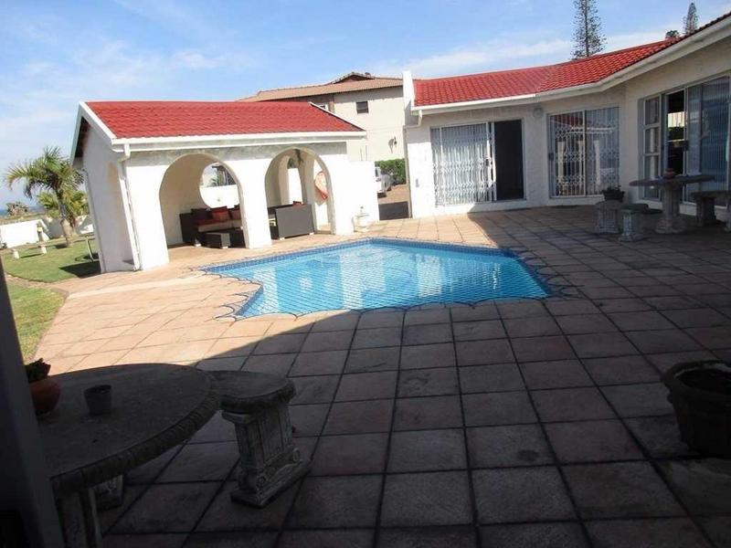 5 Bedroom Property for Sale in Uvongo KwaZulu-Natal