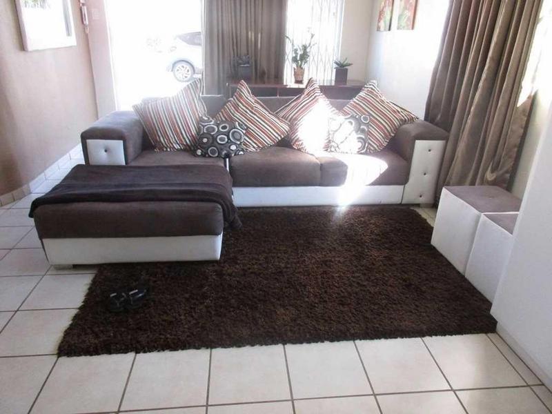 5 Bedroom Property for Sale in Uvongo KwaZulu-Natal