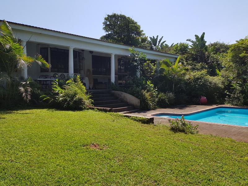 6 Bedroom Property for Sale in Umtentweni KwaZulu-Natal