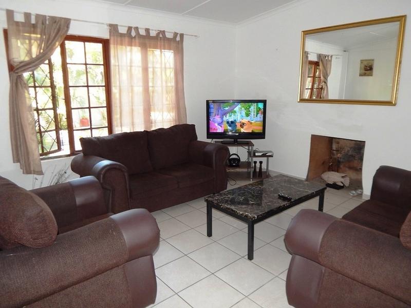 6 Bedroom Property for Sale in Umtentweni KwaZulu-Natal