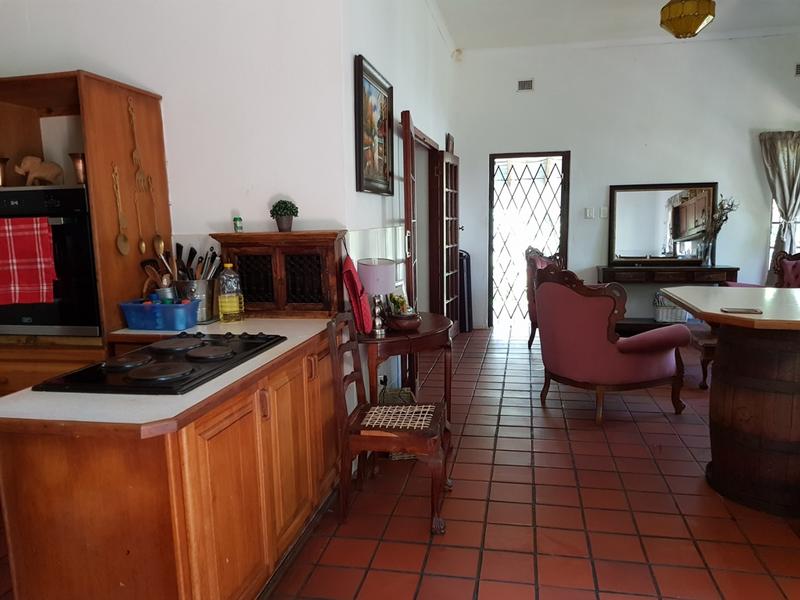 6 Bedroom Property for Sale in Umtentweni KwaZulu-Natal