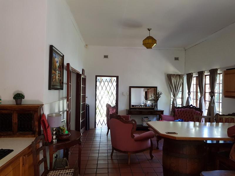 6 Bedroom Property for Sale in Umtentweni KwaZulu-Natal