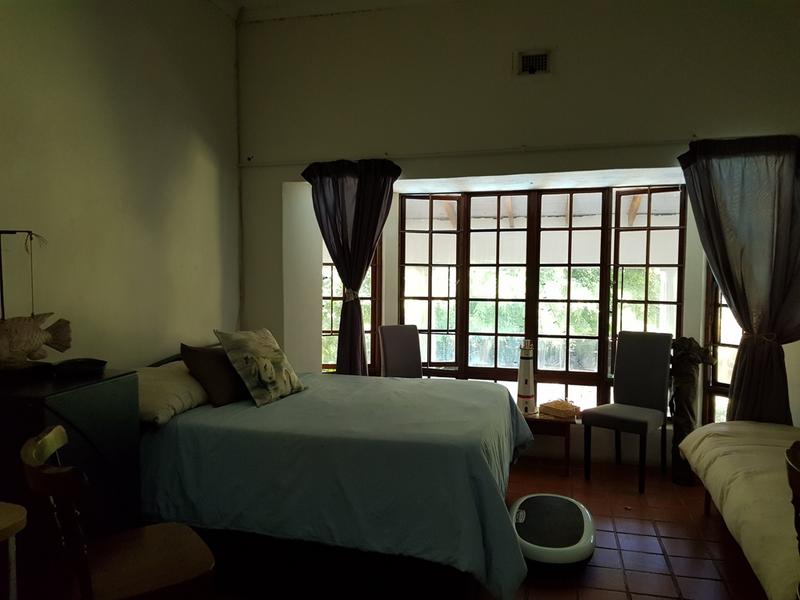 6 Bedroom Property for Sale in Umtentweni KwaZulu-Natal