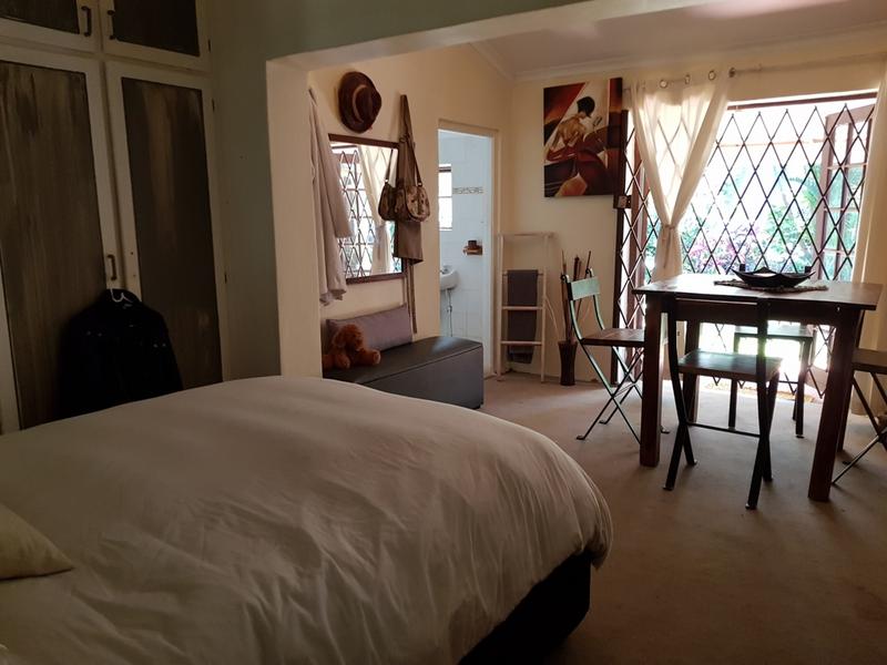 6 Bedroom Property for Sale in Umtentweni KwaZulu-Natal