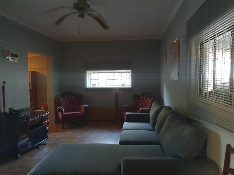 6 Bedroom Property for Sale in Umtentweni KwaZulu-Natal