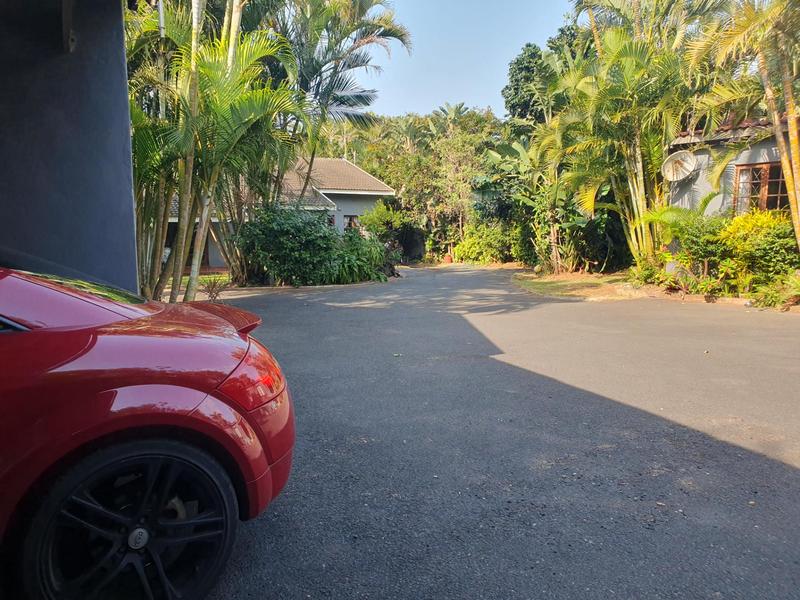 6 Bedroom Property for Sale in Umtentweni KwaZulu-Natal