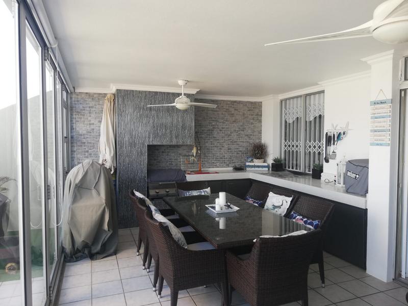 3 Bedroom Property for Sale in Uvongo KwaZulu-Natal