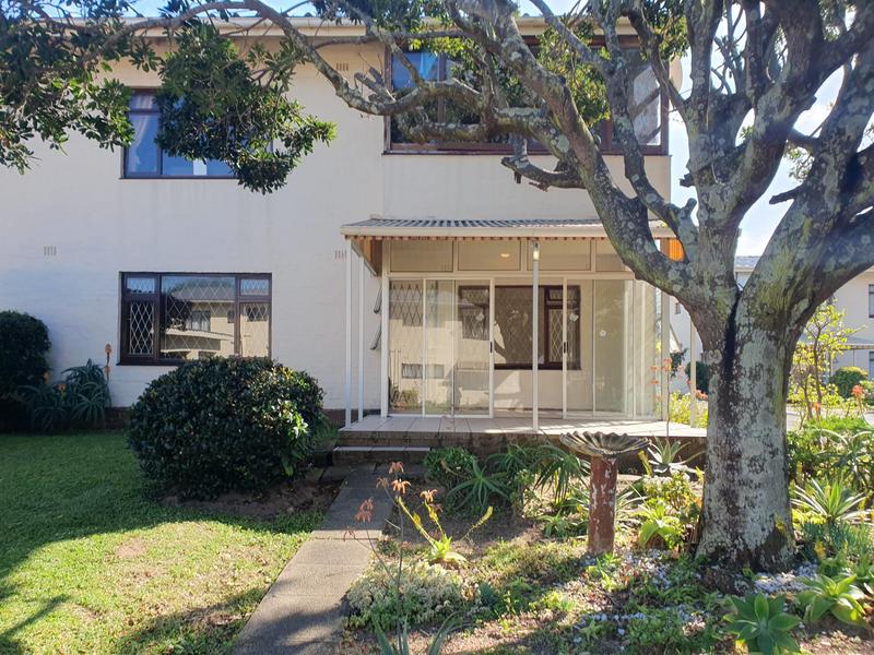 2 Bedroom Property for Sale in Umtentweni KwaZulu-Natal