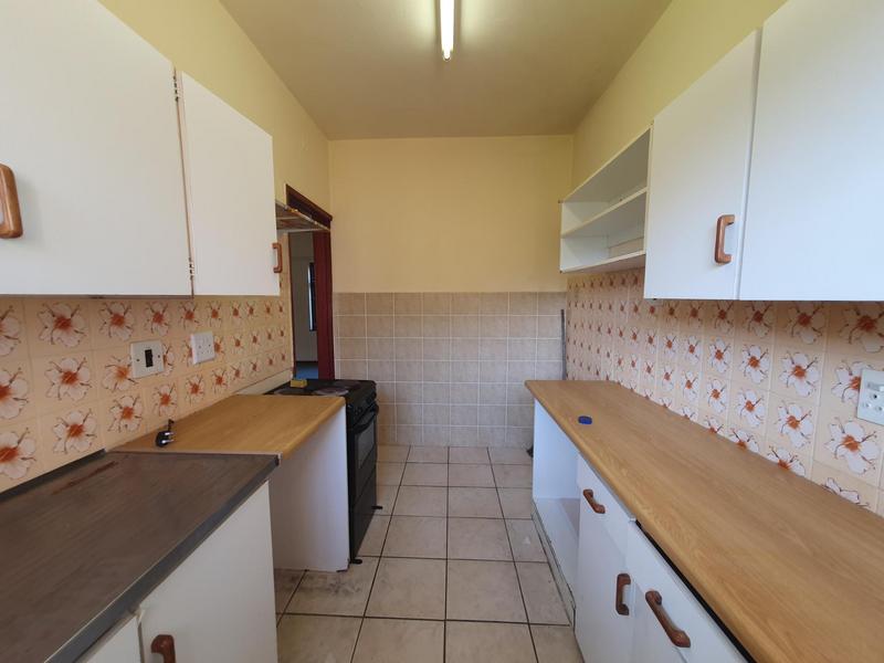 2 Bedroom Property for Sale in Umtentweni KwaZulu-Natal