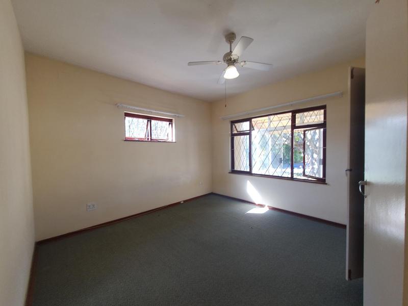 2 Bedroom Property for Sale in Umtentweni KwaZulu-Natal