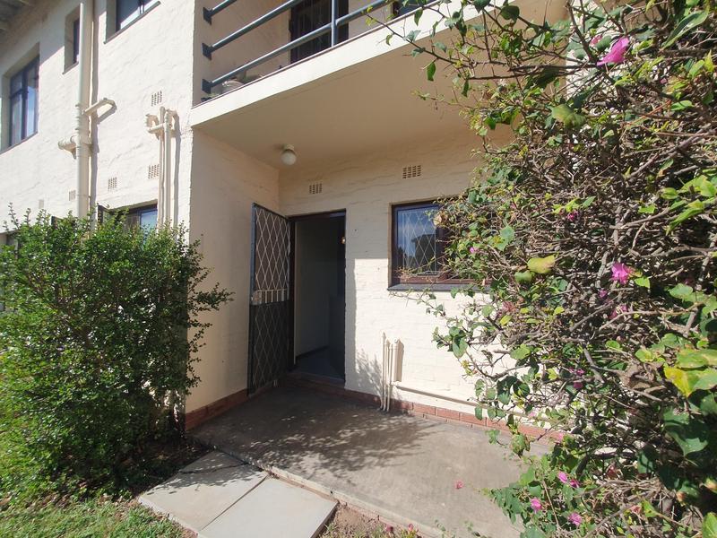 2 Bedroom Property for Sale in Umtentweni KwaZulu-Natal
