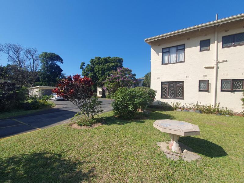 2 Bedroom Property for Sale in Umtentweni KwaZulu-Natal