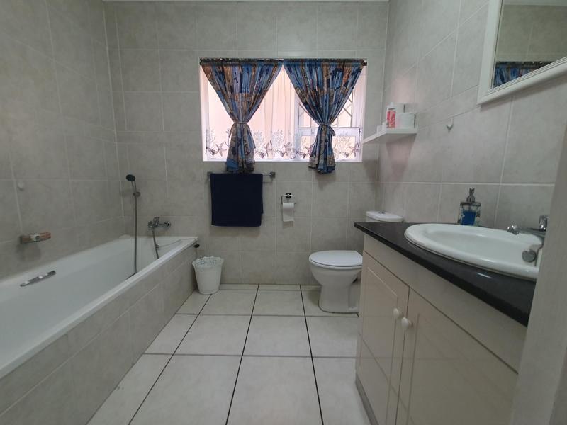 2 Bedroom Property for Sale in Sea Park KwaZulu-Natal