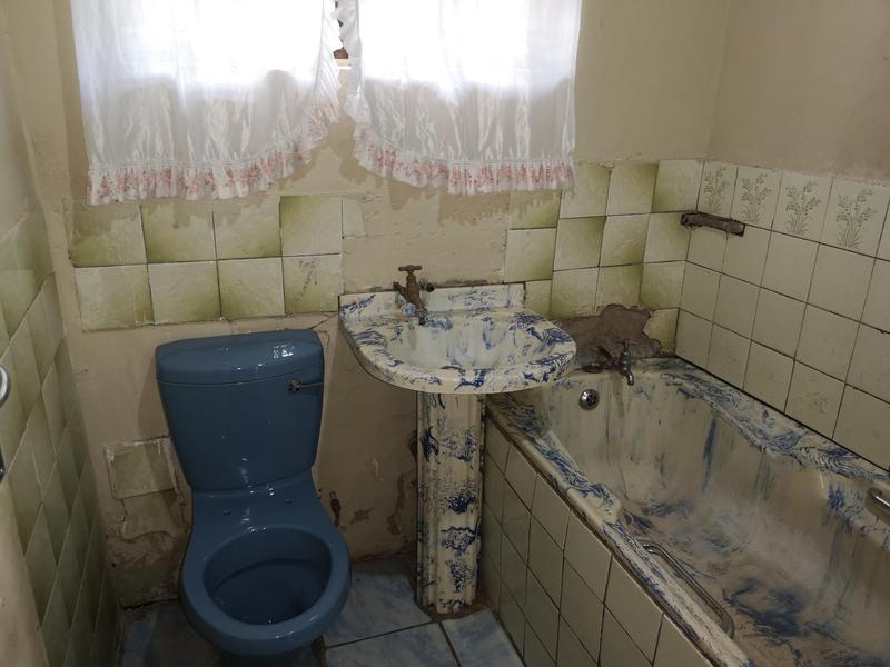 2 Bedroom Property for Sale in Umlazi KwaZulu-Natal