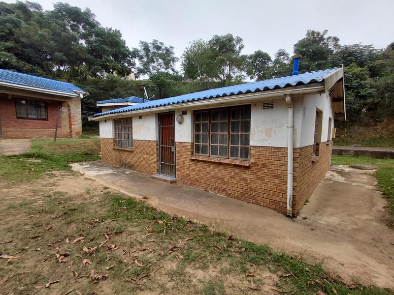 2 Bedroom Property for Sale in Umlazi KwaZulu-Natal