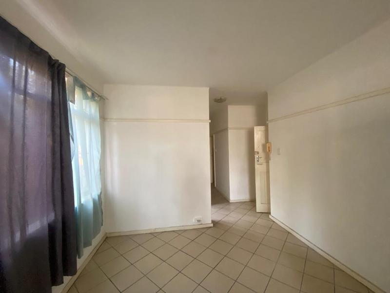 To Let 1 Bedroom Property for Rent in Glenwood KwaZulu-Natal