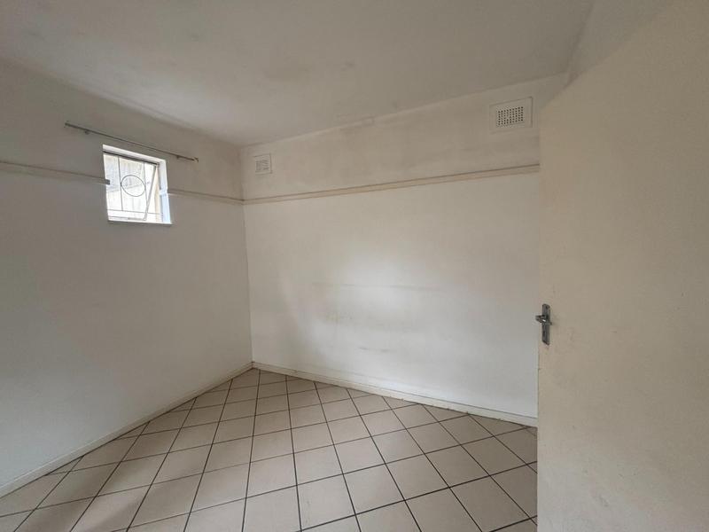 To Let 1 Bedroom Property for Rent in Glenwood KwaZulu-Natal