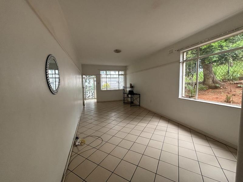 To Let 1 Bedroom Property for Rent in Glenwood KwaZulu-Natal