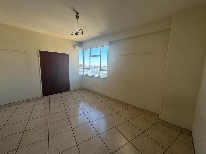 1 Bedroom Property for Sale in Esplanade KwaZulu-Natal