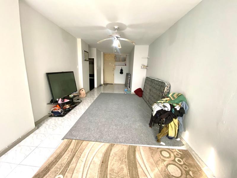 1 Bedroom Property for Sale in North Beach KwaZulu-Natal