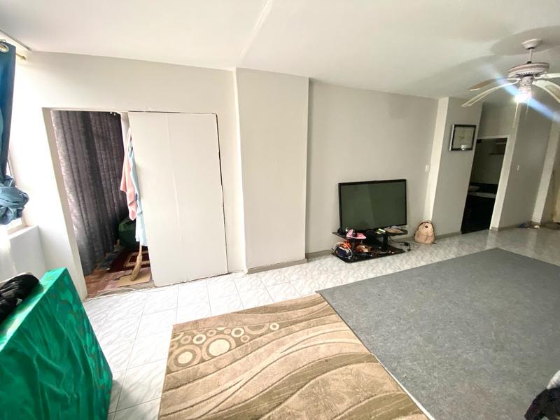 1 Bedroom Property for Sale in North Beach KwaZulu-Natal