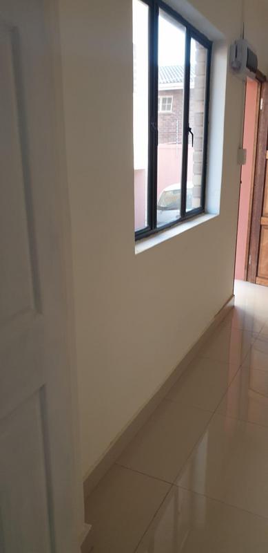 To Let 1 Bedroom Property for Rent in Morningside KwaZulu-Natal