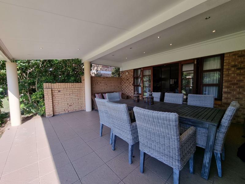 4 Bedroom Property for Sale in Hibberdene KwaZulu-Natal