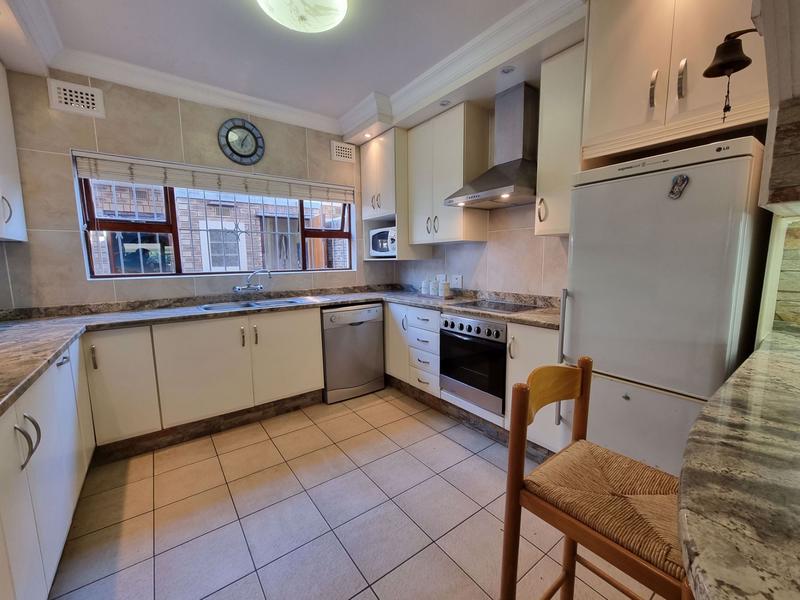 4 Bedroom Property for Sale in Hibberdene KwaZulu-Natal
